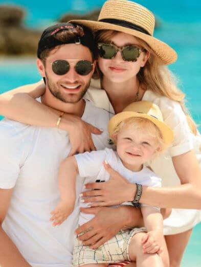 Maja Mocydlarz with her partner Bartosz Bereszynski and son Leo.